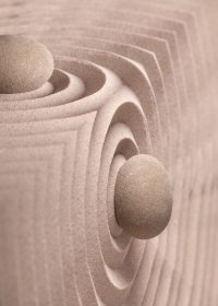 万界独尊动漫封面，主角站在云端俯瞰万界，玄幻宏大气势